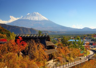 tarihi Japon kulübeleri
