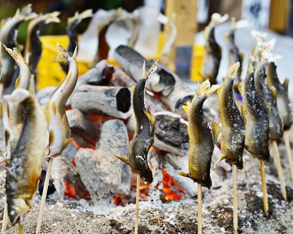 Pescado a la plancha — Foto de Stock