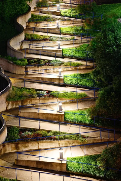 Zig Zag Walkway — Stock Photo, Image