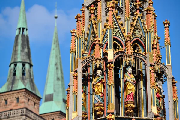 Hermosa fuente Nuremberg —  Fotos de Stock