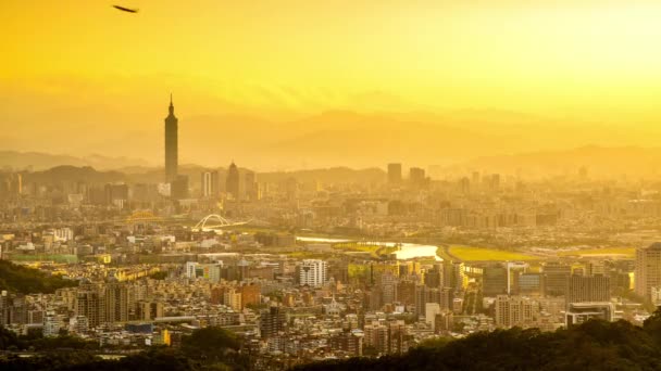 Taipei, Taiwán lapso de tiempo del paisaje urbano . — Vídeos de Stock