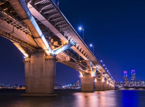 Seúl, Corea del Sur en el río Han — Foto de Stock