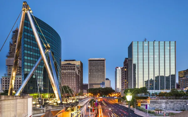 Hartford, Connecticut sul ponte dei fondatori — Foto Stock