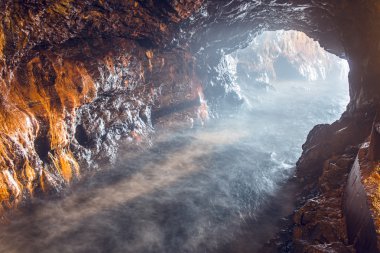 sandanbeki Mağarası