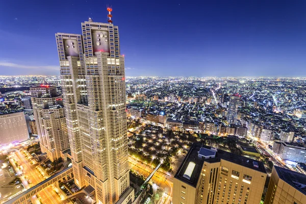 Shinjuku, tokyo, japan kontorsbyggnader — Stockfoto