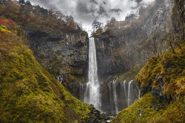 Kegonskolan vattenfall i Nikkō, japan — Stockfoto