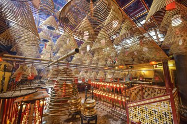 Man Mo temple