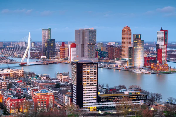 Rotterdam Nizozemsko Panorama Města Soumraku — Stock fotografie