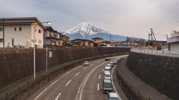 Όρος Fuji Ιαπωνία Πάνω Από Γειτονιές Και Αυτοκινητόδρομους — Αρχείο Βίντεο