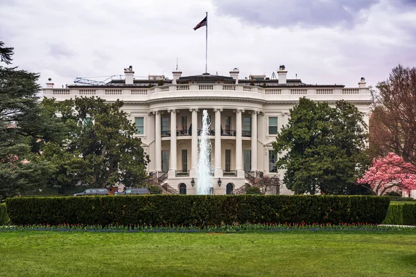 Washington Weißen Haus Und Auf Dem Rasen — Stockfoto