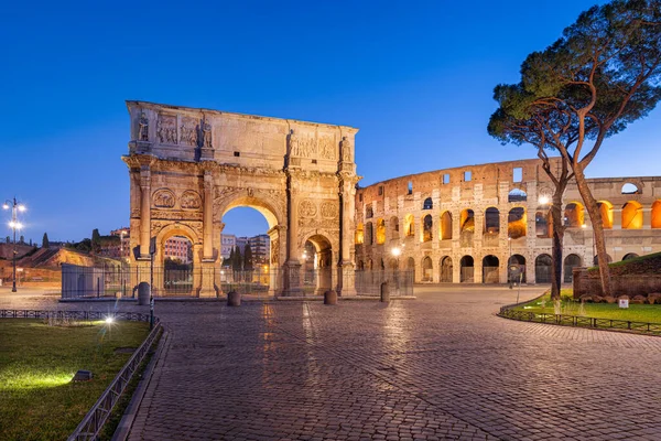 Рим Италия Арке Константина Колизей Сумерках — стоковое фото