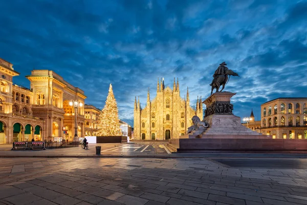 Milão Itália Milan Duomo Galleria Durante Natal Crepúsculo — Fotografia de Stock