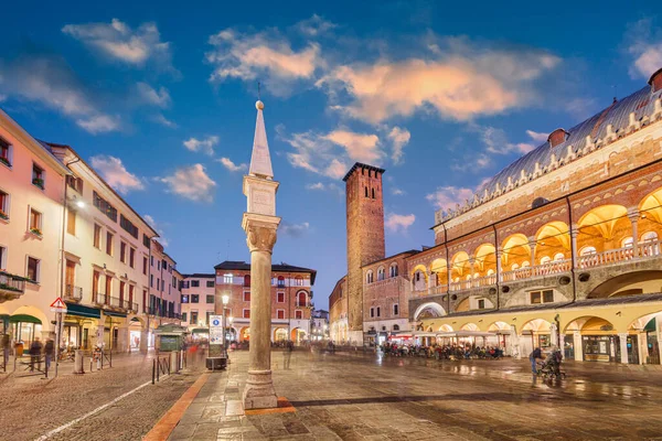 Padova Włochy Palazzo Della Ragione Zmierzchu — Zdjęcie stockowe