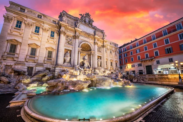 Rom Lazio Italien Vid Fontana Trevi Skymningen — Stockfoto
