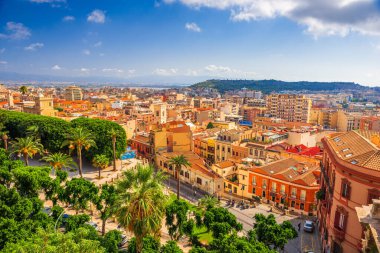Cagliari, Sardunya, İtalya Sabah yukarıdan manzara.