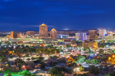 Albuquerque, New Mexico, ABD gece şehir merkezi.