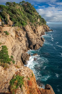 Portofino, İtalya kıyı manzarası öğleden sonra.