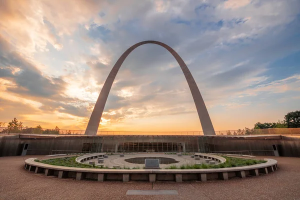 Louis Missouri August 2018 Gateway Arch Och Visitor Center Gateway — Stockfoto