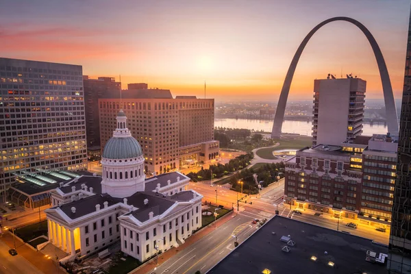 Louis Missouri Verenigde Staten Centrum Stadsgezicht Met Boog Het Gerechtsgebouw — Stockfoto