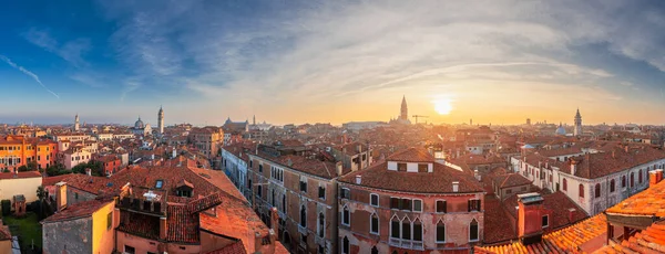 Veneza Itália Skyline Telhado Marcos Históricos Entardecer — Fotografia de Stock