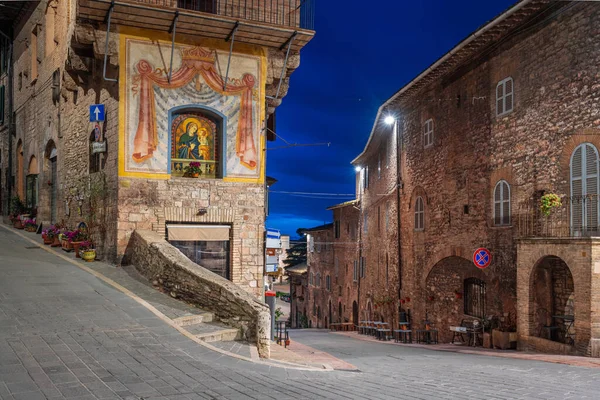 Ассізі Італія Середньовічні Міські Вулиці Синю Годину — стокове фото
