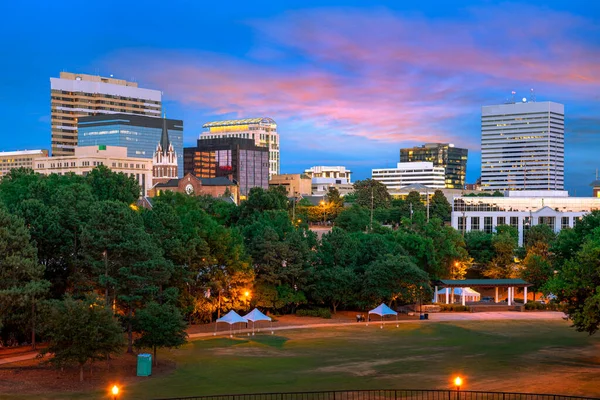 Columbia Carolina Sul Eua Skyline Centro Cidade Finlay Park Entardecer — Fotografia de Stock