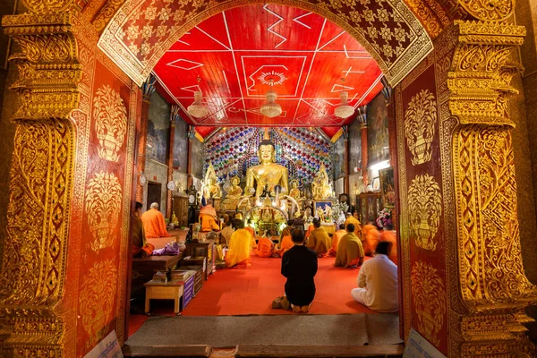 Chiang Mai Thailand October 2015 Buddhist Monks Perform Traditional Ceremonies — Stock Photo, Image