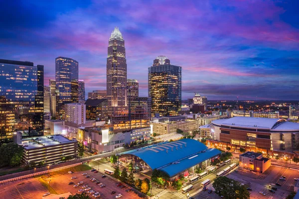 Charlotte North Carolina Usa Skyline Von Oben Der Abenddämmerung — Stockfoto