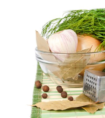 biber ve defne yaprak yalan ile yemek için bir arka plan üzerine bir