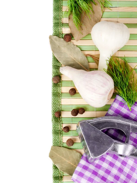 Background from garlic, pepper, laurel sheet and dill — Stock Photo, Image