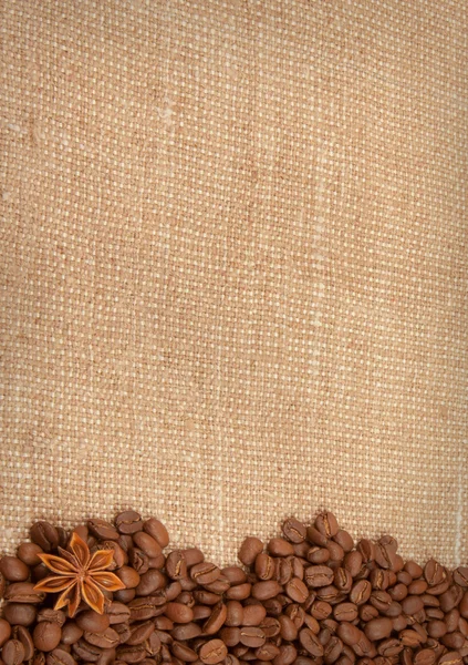 Фон из кофе бобы и аниса — стоковое фото