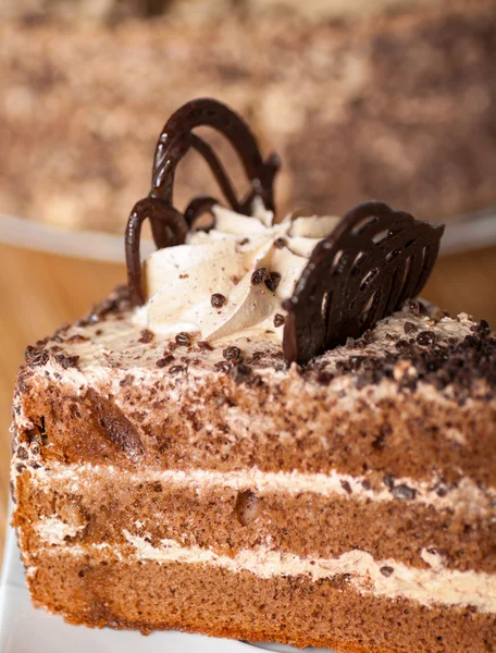 Κομμάτι του κέικ σε ένα πιάτο — Φωτογραφία Αρχείου