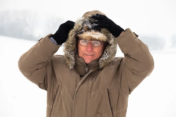 Seniorchef im Winter — Stockfoto