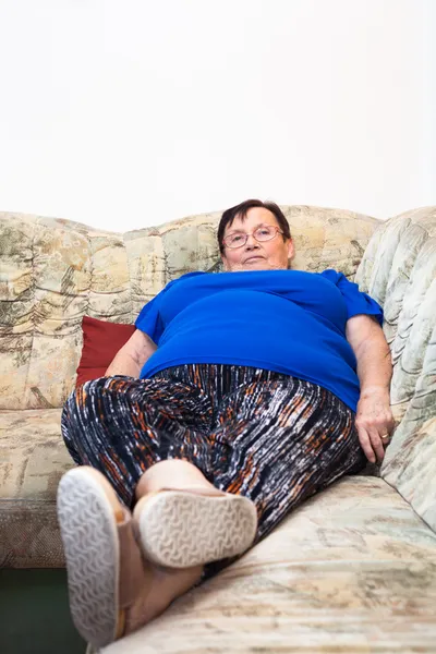 Obese retired woman — Stock Photo, Image