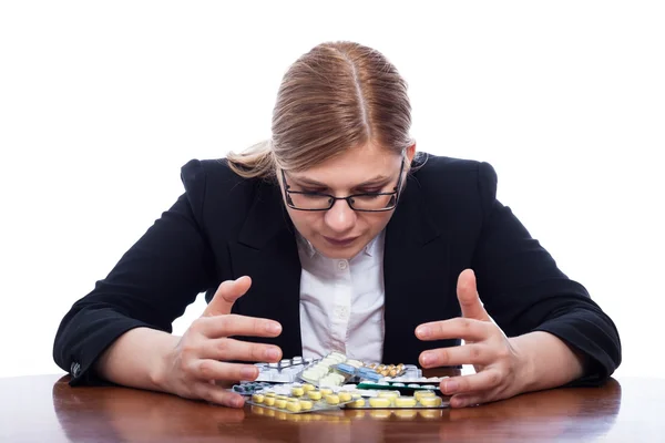 Frau mit vielen Pillen — Stockfoto