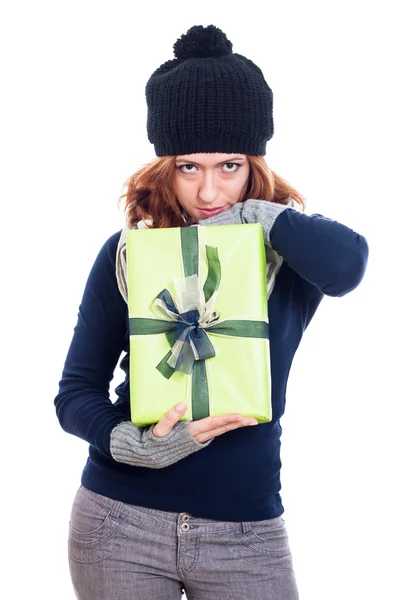 Mujer secreta con regalo — Foto de Stock