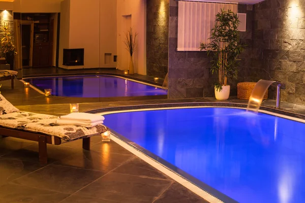 Basen wellness i spa — Zdjęcie stockowe