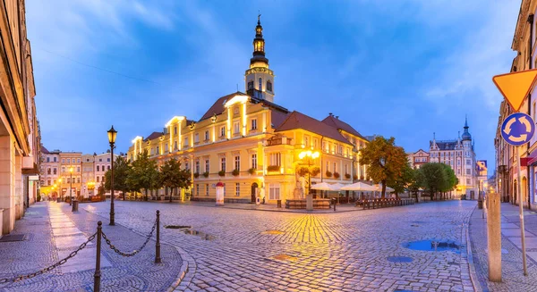 Swidnica Silezya Polonya Nın Eski Kasabası Nda Sabah Mavi Saatinde — Stok fotoğraf