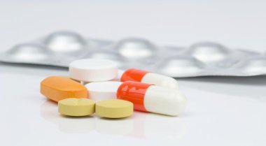 Eczacılık ilaçları ve tabletler