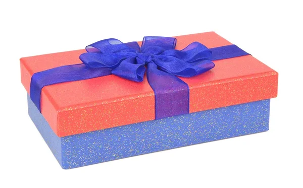 Una caja de regalo roja y azul — Foto de Stock