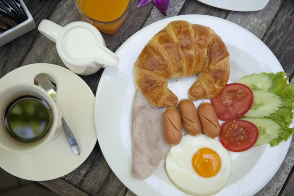 Американский завтрак — стоковое фото