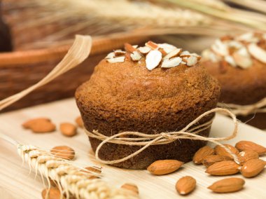 geleneksel bademli kurabiye cupcake
