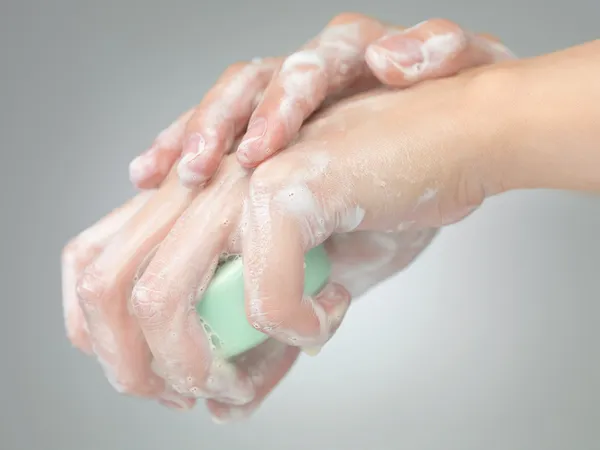 Washing hands with soap — Stock Photo, Image