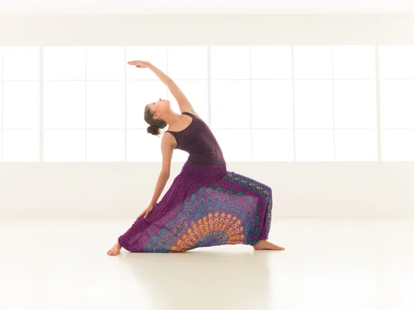 Urdhva Virabhadrasana yoga pose