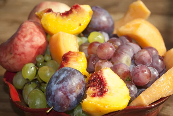 Свежие и здоровые фрукты — стоковое фото