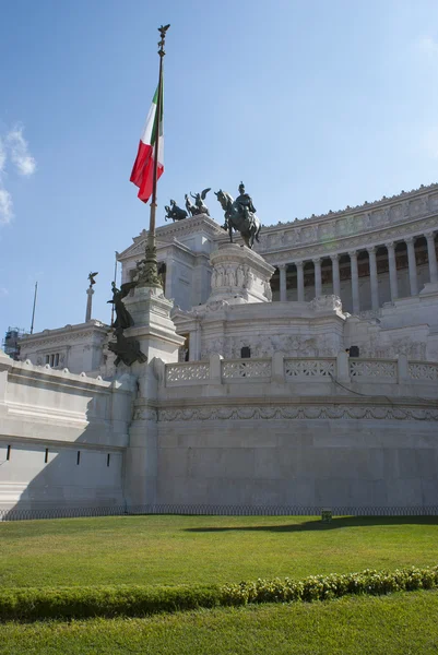 Vittoriale monument in rome — Stockfoto