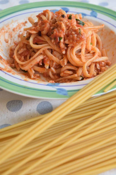Espaguete Com Ragu Peixe Uma Receita Típica Italiana — Fotografia de Stock