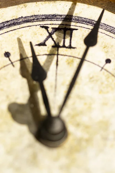 Conceito Precisão Compromissos Com Rosto Relógio Antigo — Fotografia de Stock