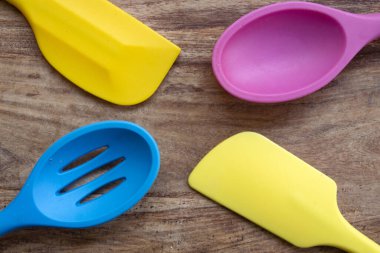 Renkli mutfak kazıcılarının ayrıntıları