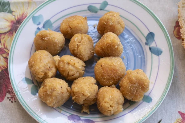 Fried Fish Balls Dish Flat Lay — Stockfoto